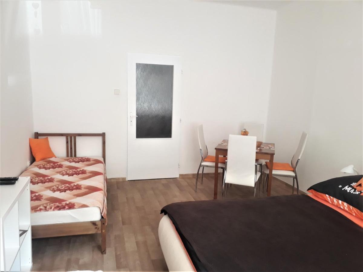 Apartmany Karlštejn Exterior foto
